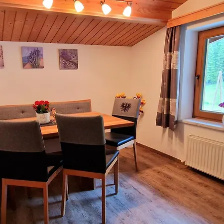 Haus Marchegg Tux