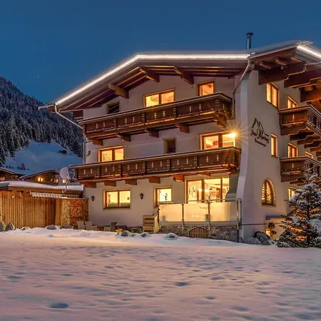 Haus Marchegg Apartamento Tux