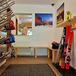 Haus Marchegg * 图克斯